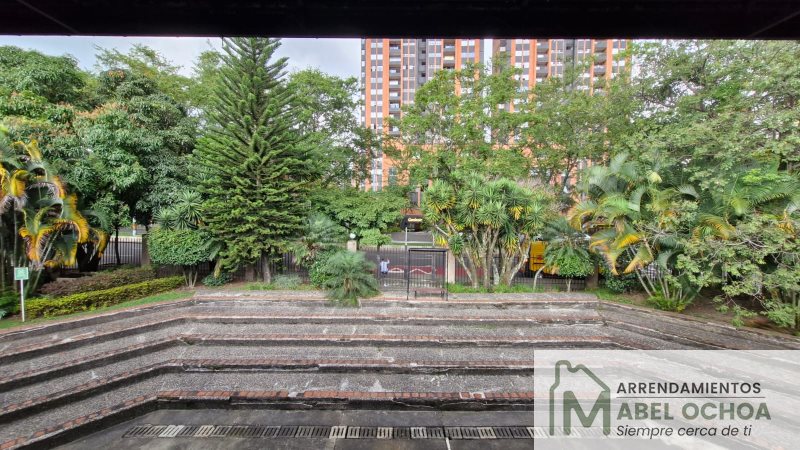 Oficina-Local en Arriendo en La Magnolia